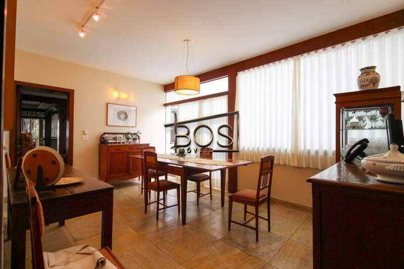 Casa, Serra, 4 Quartos, 5 Vagas, 1 Suíte