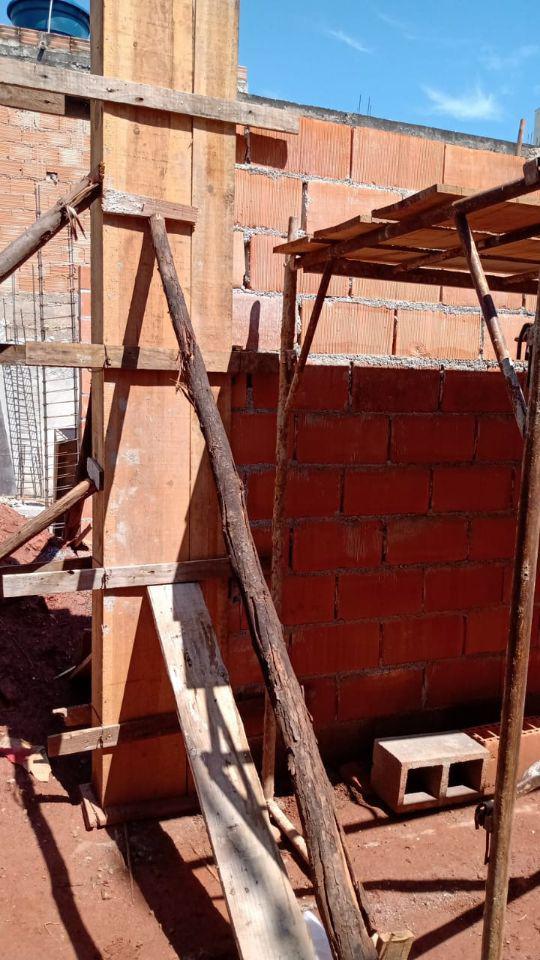 Casa, Vale das Orquídeas, 2 Quartos, 3 Vagas, 1 Suíte