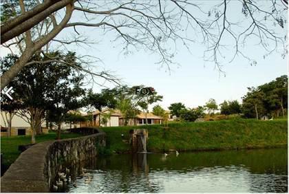 Hotel, Centro, 0 Quarto, 0 Vaga, 16 Suítes