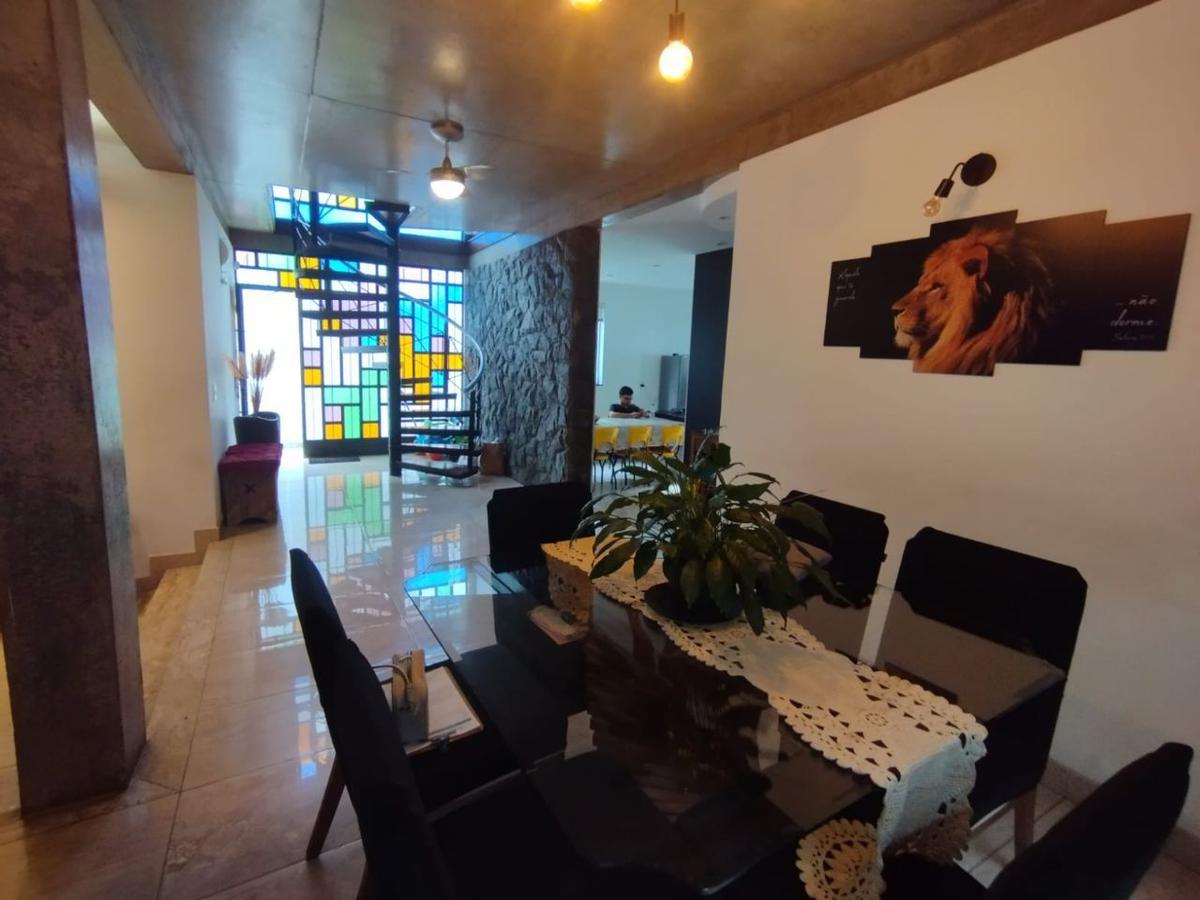Casa, Dona Clara, 5 Quartos, 2 Vagas, 3 Suítes