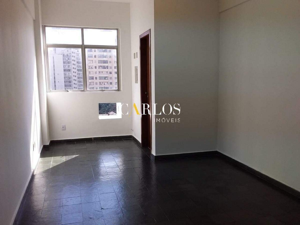 Sala, Centro