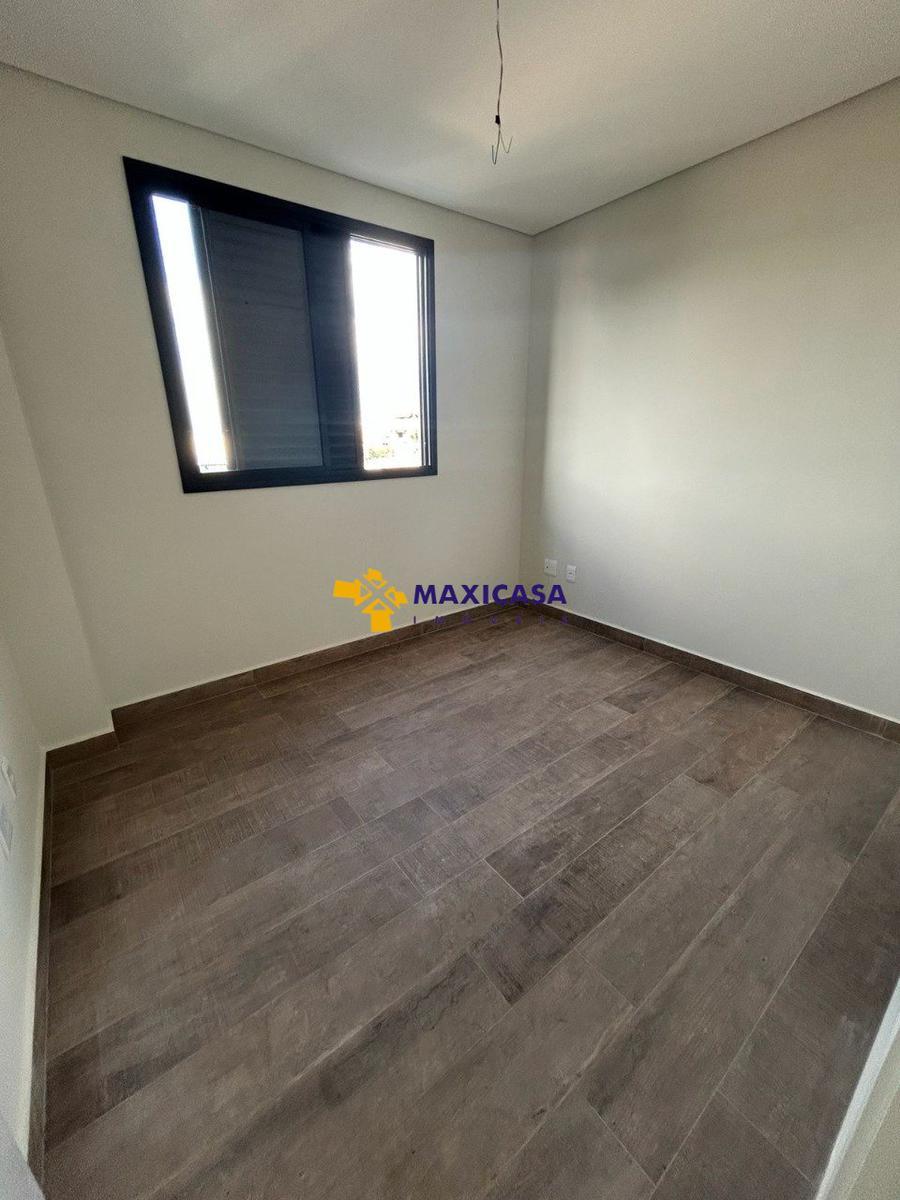 Apartamento, Jaraguá, 4 Quartos, 3 Vagas, 1 Suíte