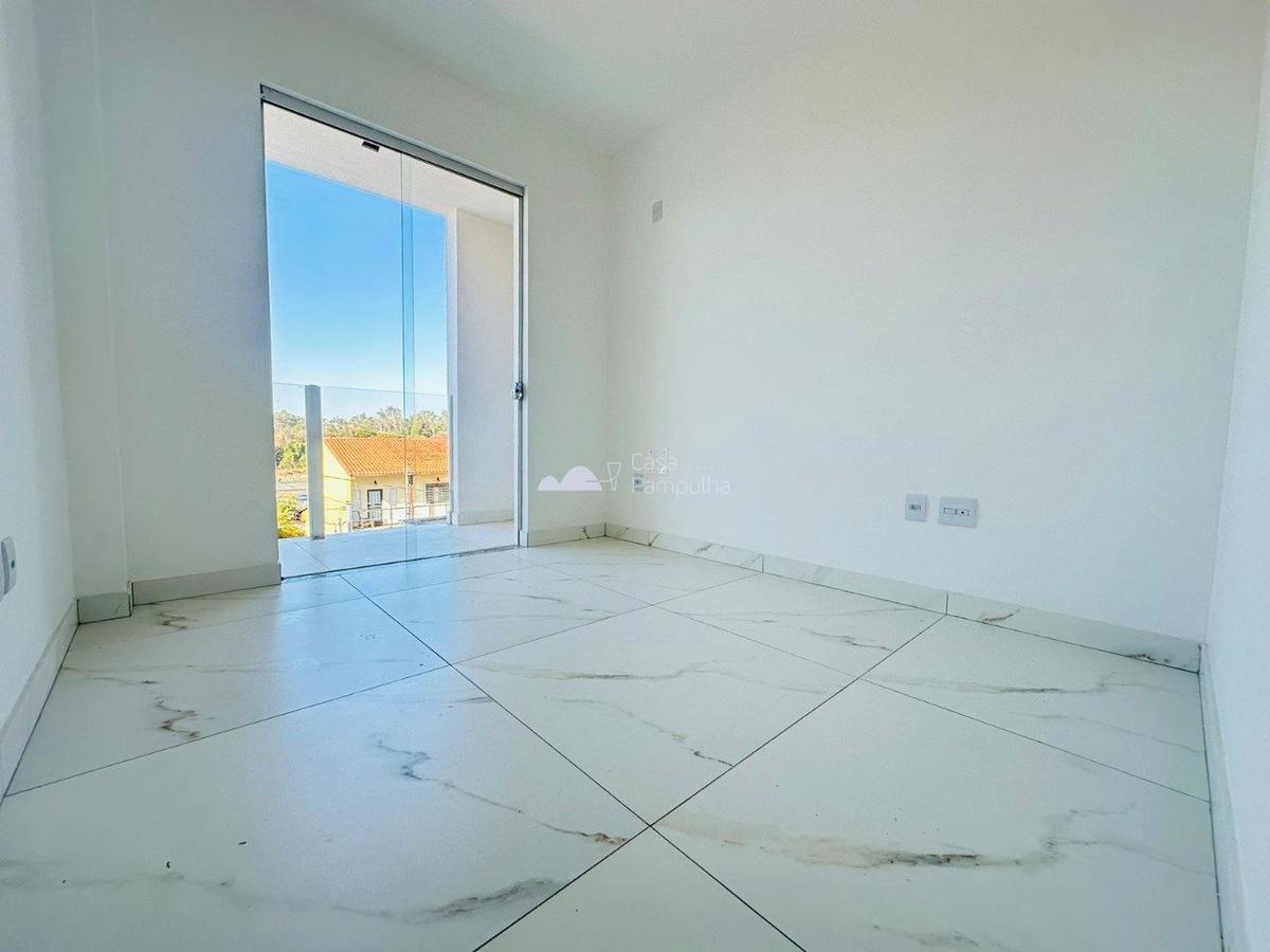 Casa, Santa Branca, 2 Quartos, 2 Vagas, 2 Suítes