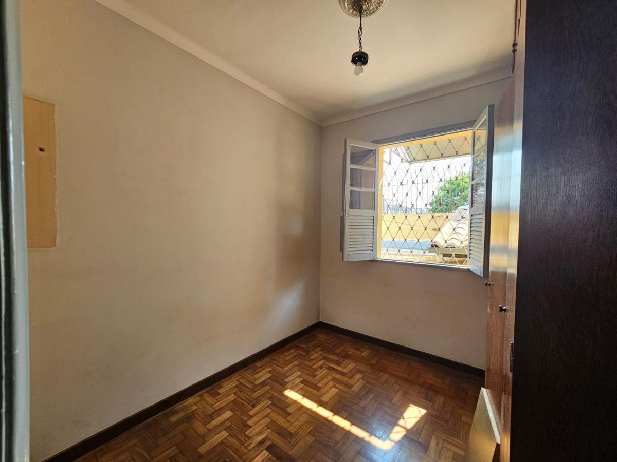 Casa, Cachoeirinha, 3 Quartos, 5 Vagas