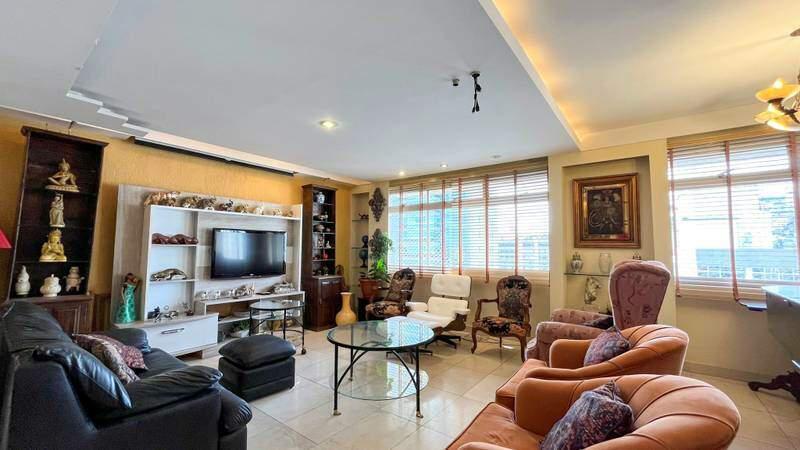 Apartamento, Funcionários, 4 Quartos, 2 Vagas, 1 Suíte