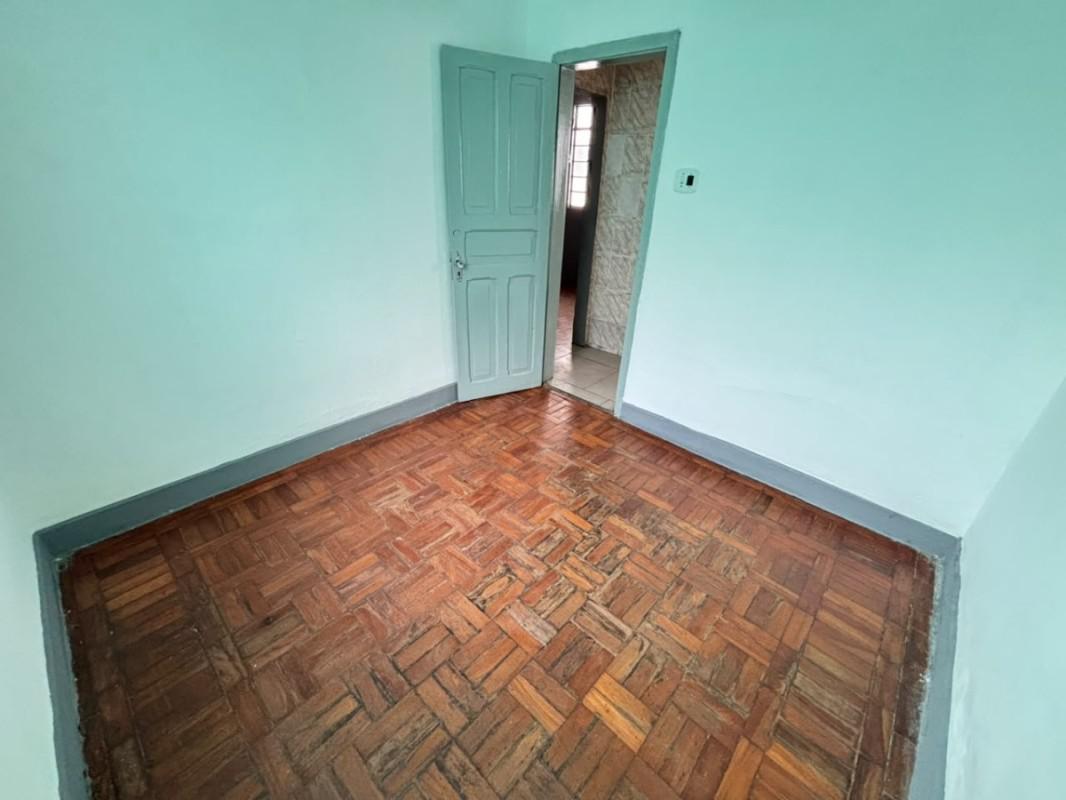 Casa, Sagrada Família, 4 Quartos, 0 Vaga