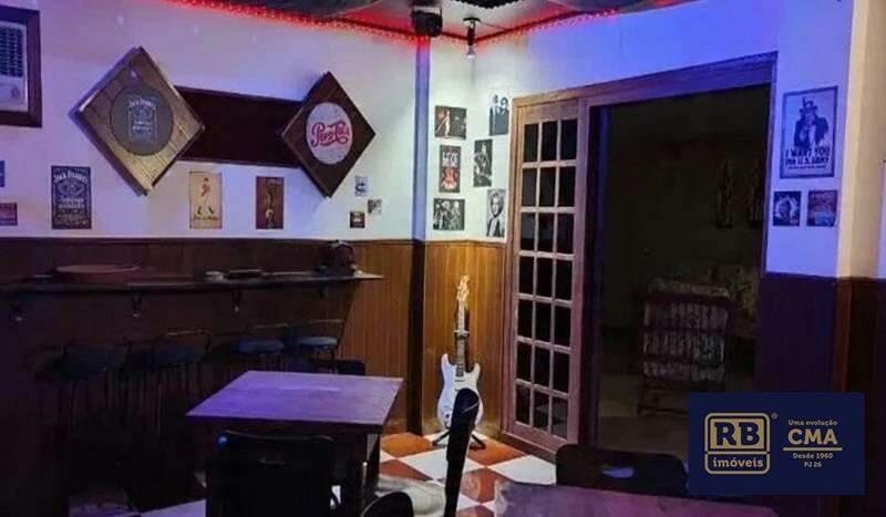 Casa, Luxemburgo, 5 Quartos, 4 Vagas, 2 Suítes