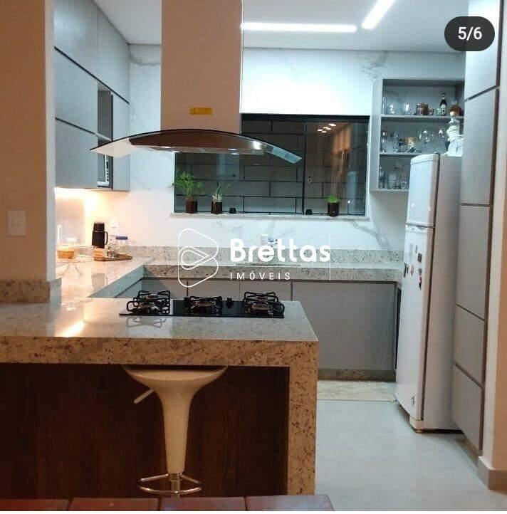 Casa, Centro, 3 Quartos, 1 Vaga, 1 Suíte