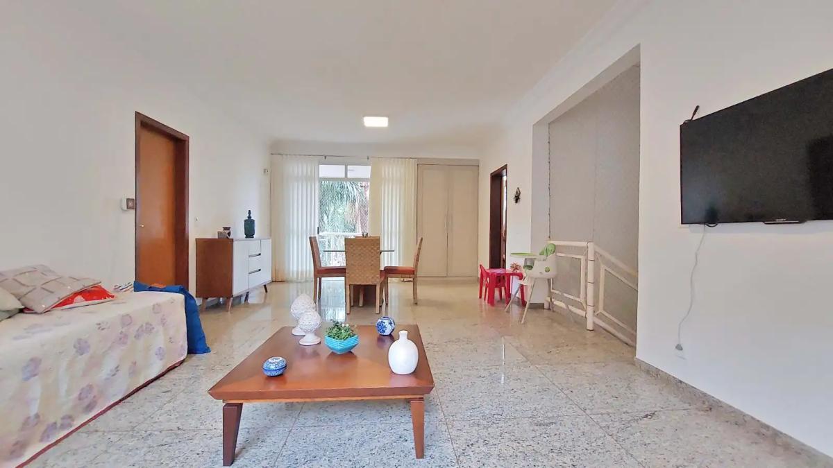 Casa, Comiteco, 5 Quartos, 3 Vagas, 4 Suítes