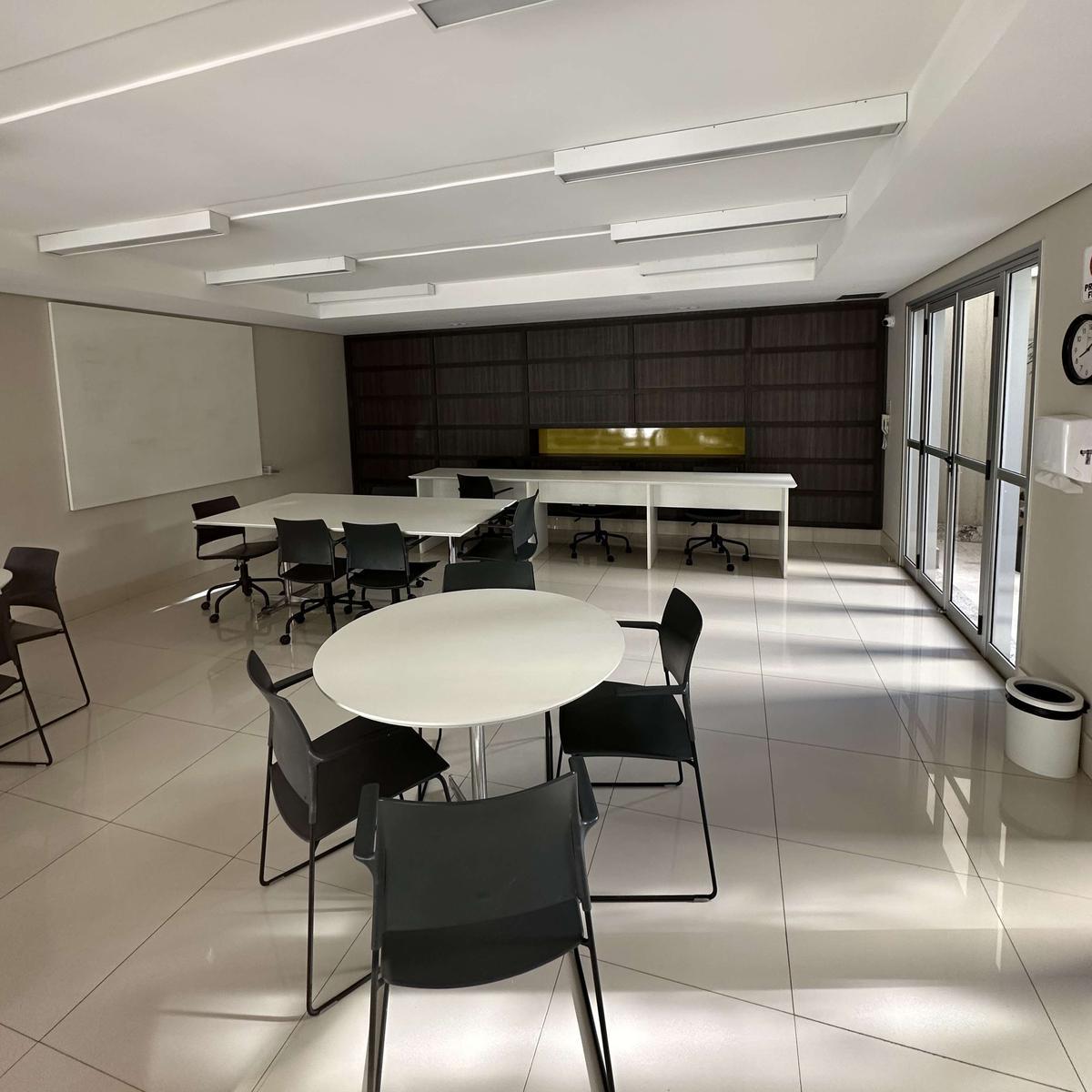 Apartamento, Centro, 2 Quartos, 2 Vagas