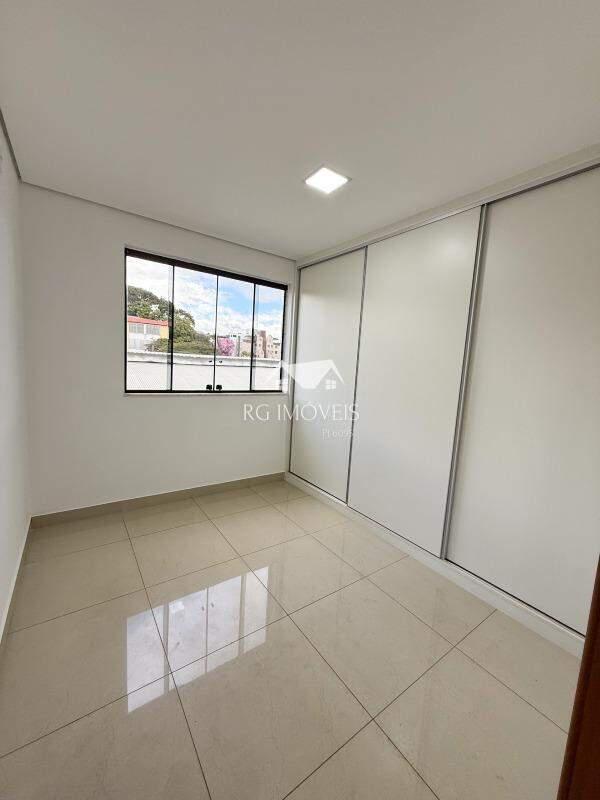 Cobertura, Barreiro, 3 Quartos, 2 Vagas, 2 Suítes