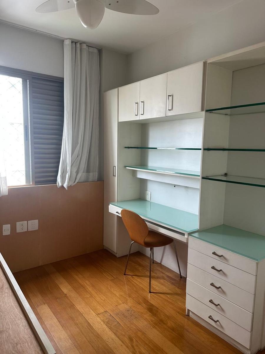 Apartamento, Funcionários, 4 Quartos, 3 Vagas, 2 Suítes