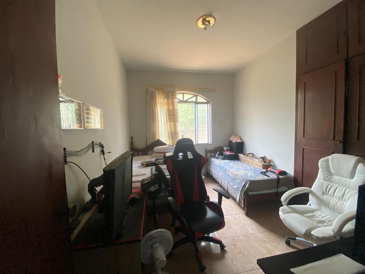 Lote, Centro, 3 Quartos, 0 Vaga, 1 Suíte