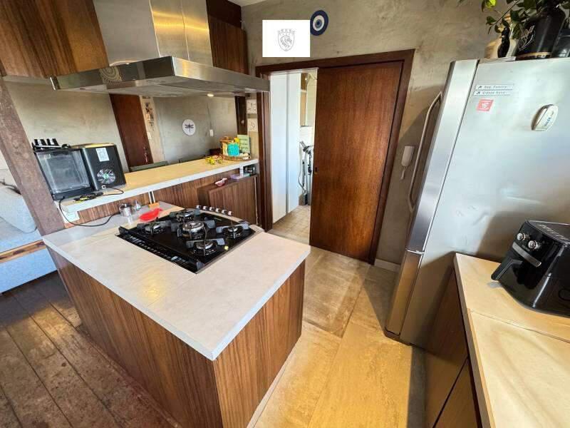 Apartamento, Sagrada Família, 3 Quartos, 1 Vaga, 1 Suíte