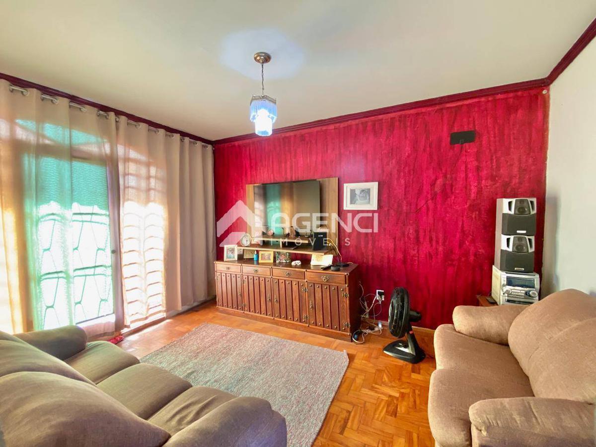 Casa, Santa Maria, 6 Quartos, 0 Vaga, 0 Suíte