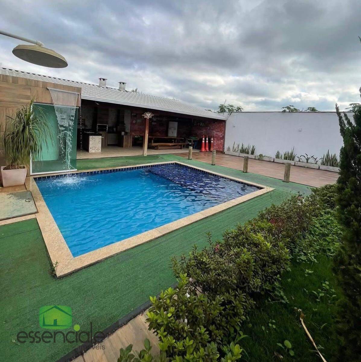 Casa, São Gonçalo, 3 Quartos, 8 Vagas, 1 Suíte