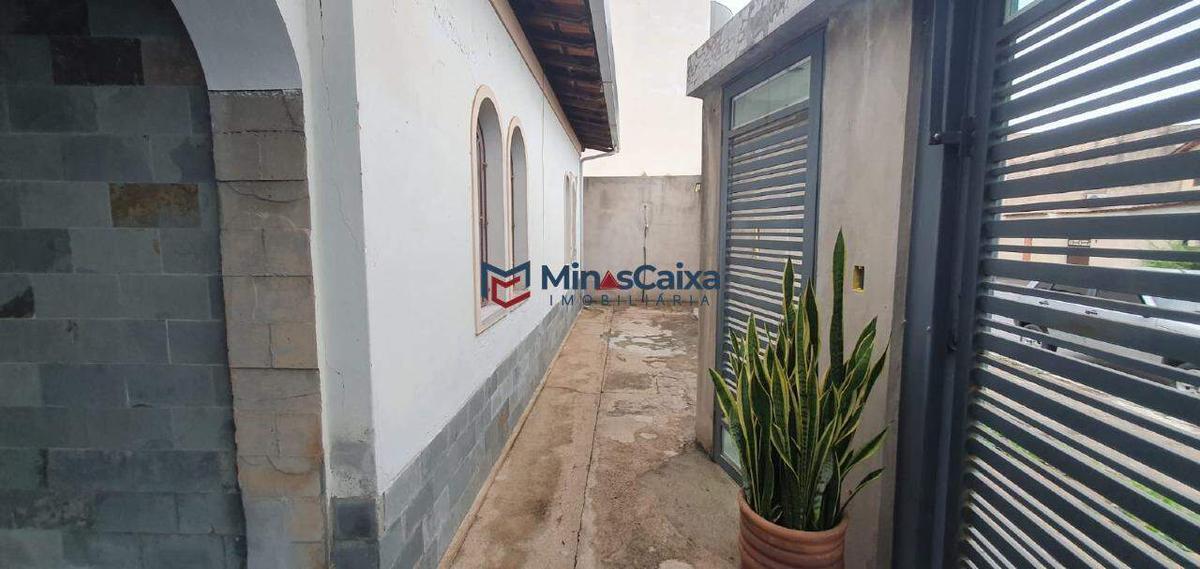 Casa, Olaria, 3 Quartos, 3 Vagas, 1 Suíte