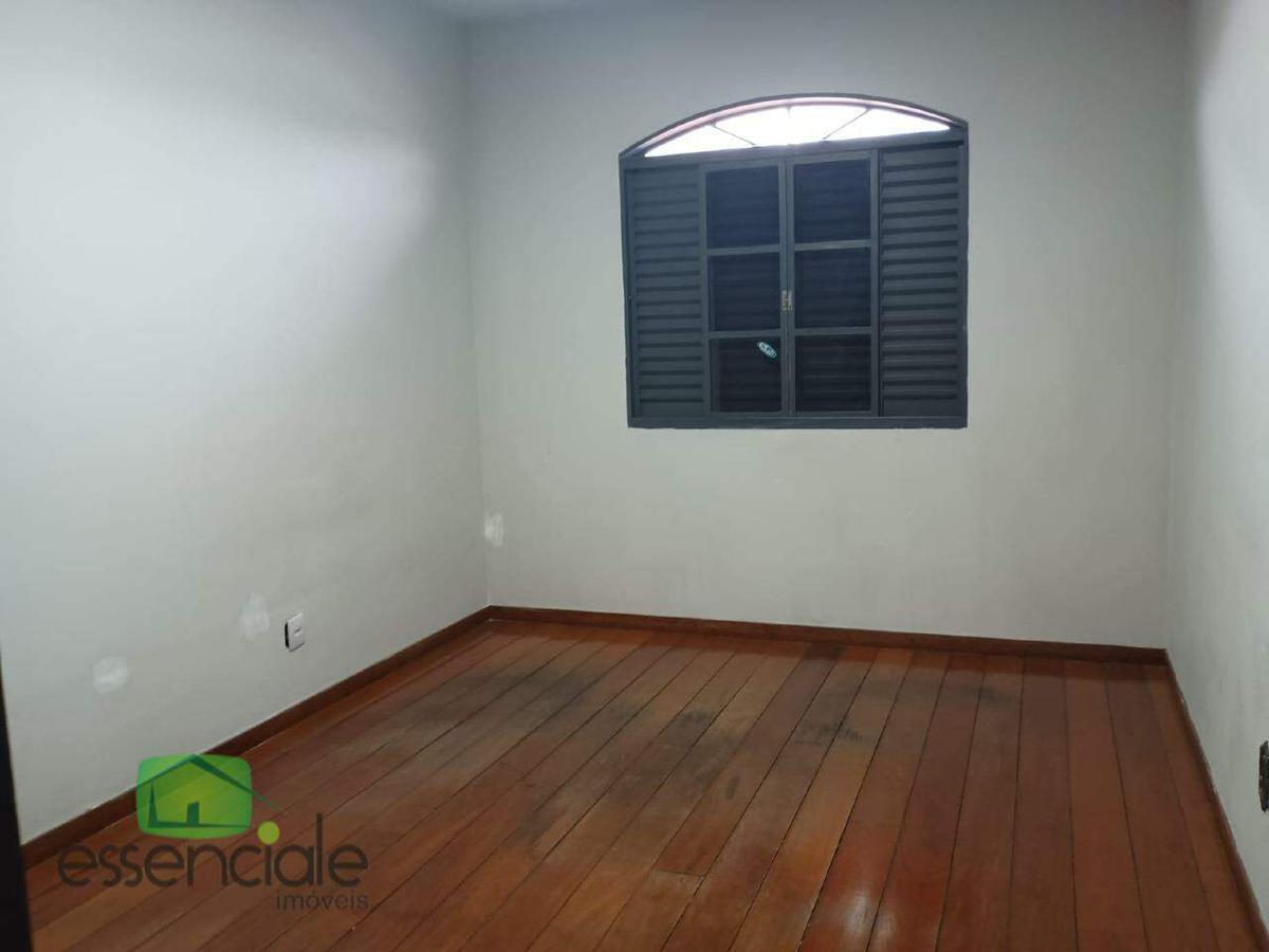 Casa Comercial, Centro, 3 Quartos, 6 Vagas, 1 Suíte