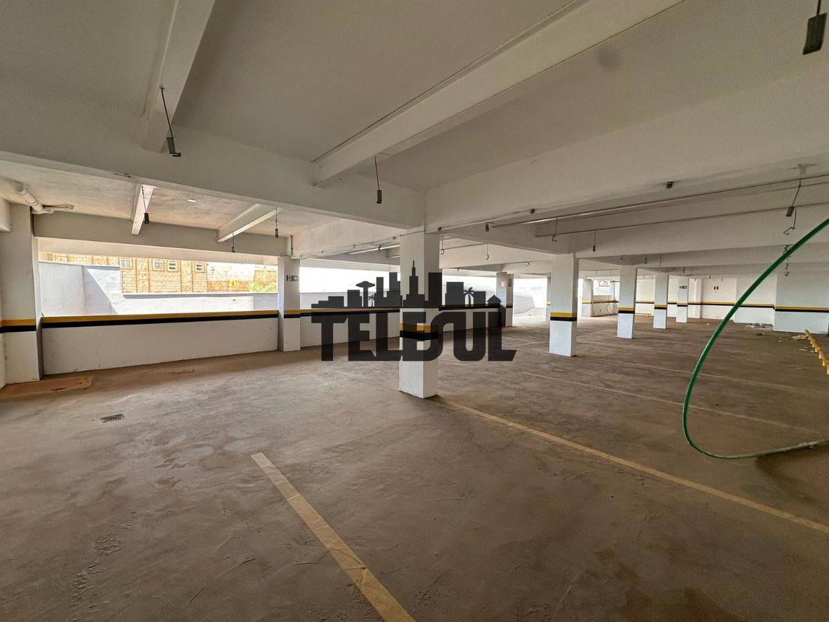 Galpão, Jardim Andere, 0 Quarto, 14 Vagas