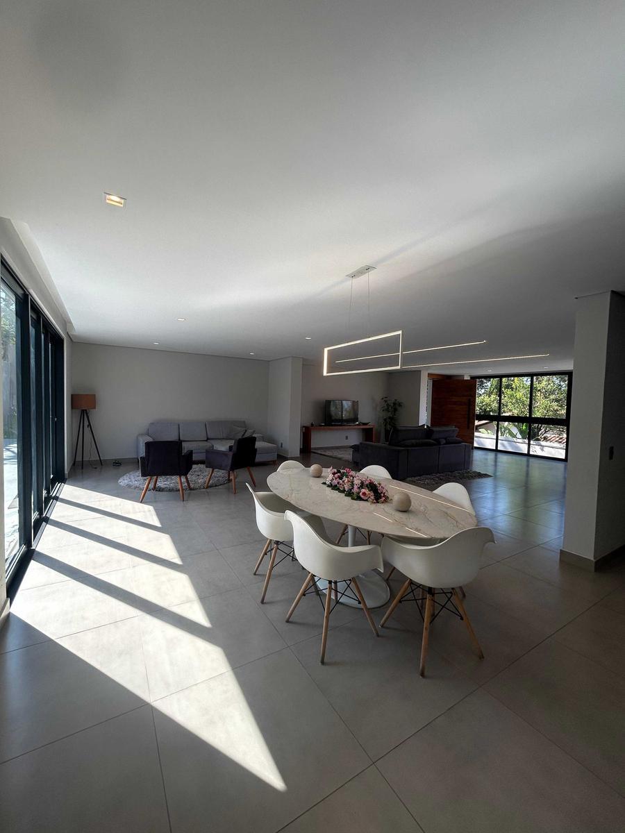 Casa, Bandeirantes (pampulha), 5 Quartos, 4 Vagas, 5 Suítes