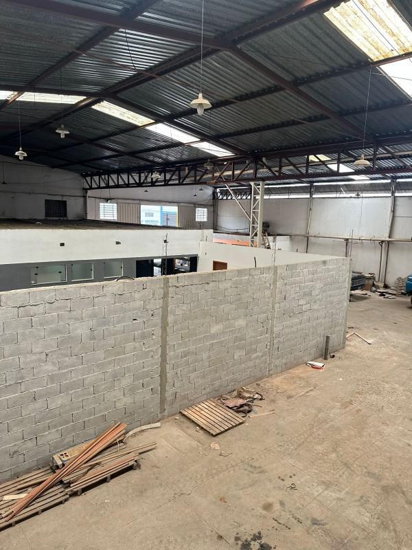 Galpão, Parque das Américas, 0 Quarto, 0 Vaga