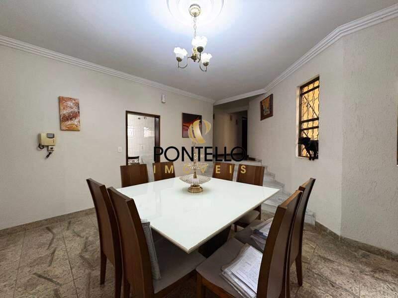 Casa, Dona Clara, 3 Quartos, 4 Vagas, 1 Suíte