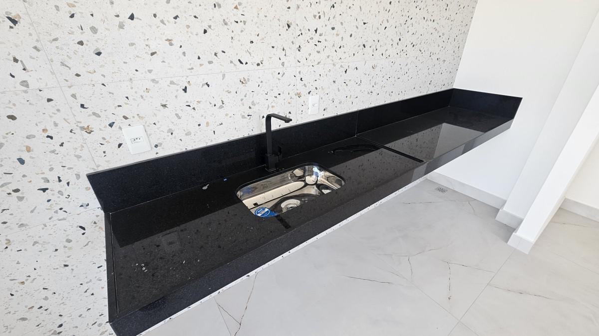 Cobertura, Miramar (barreiro), 3 Quartos, 2 Vagas, 1 Suíte