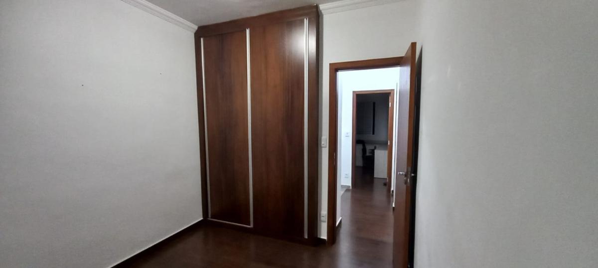 Casa, Planalto, 3 Quartos, 2 Vagas, 1 Suíte