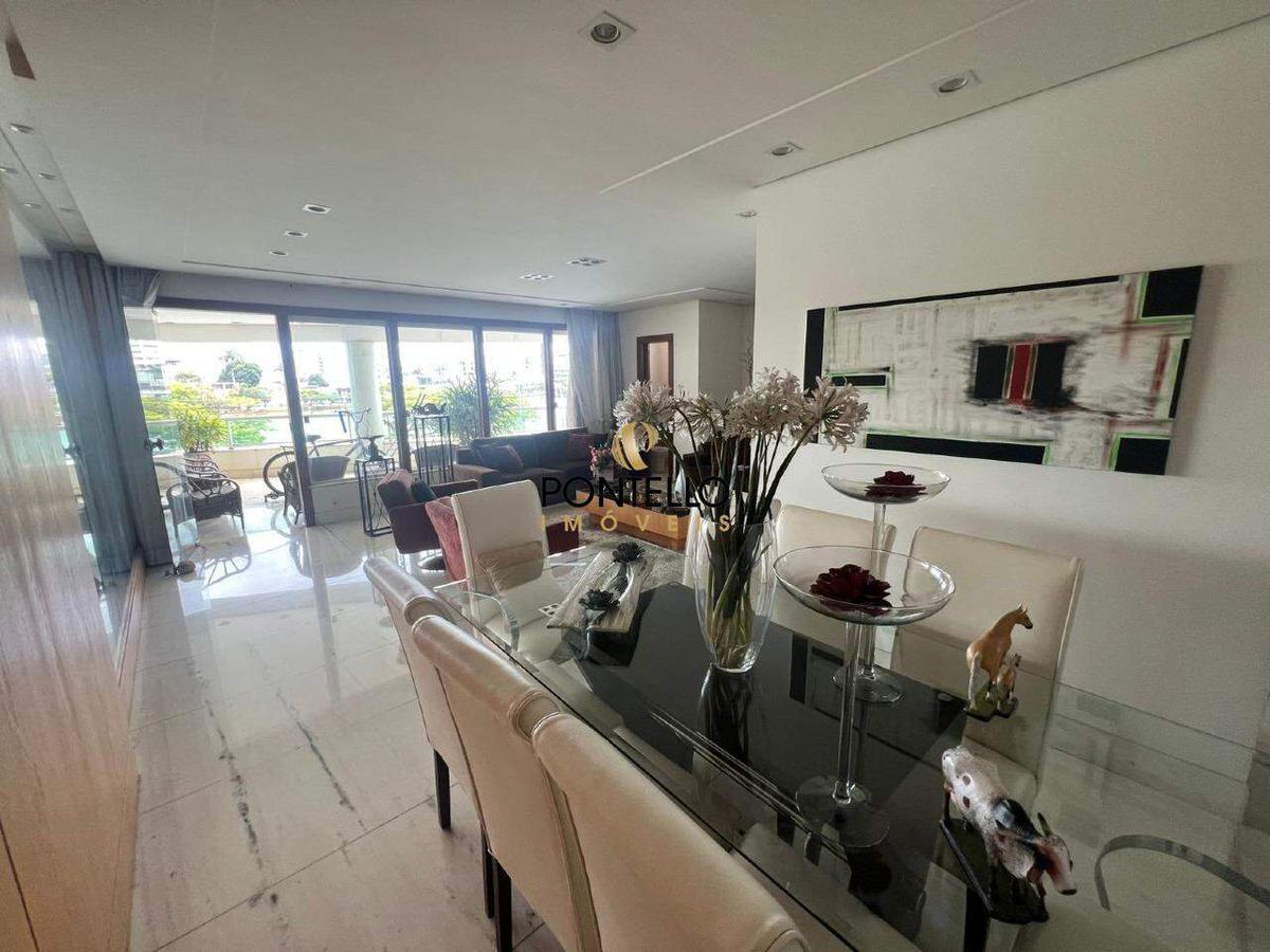 Cobertura, Centro, 4 Quartos, 10 Vagas, 2 Suítes