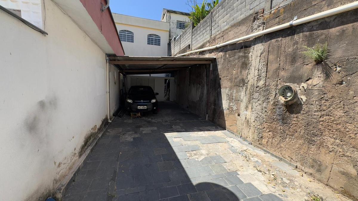 Casa, Fernão Dias, 3 Quartos, 4 Vagas, 1 Suíte