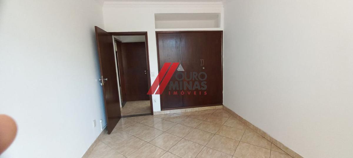 Apartamento, Sagrada Família, 3 Quartos, 1 Vaga, 1 Suíte