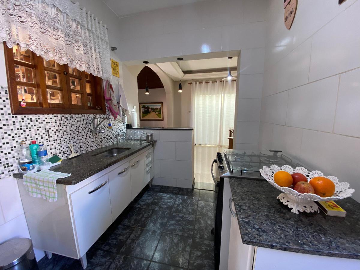 Casa, Planalto, 2 Quartos, 3 Vagas, 2 Suítes