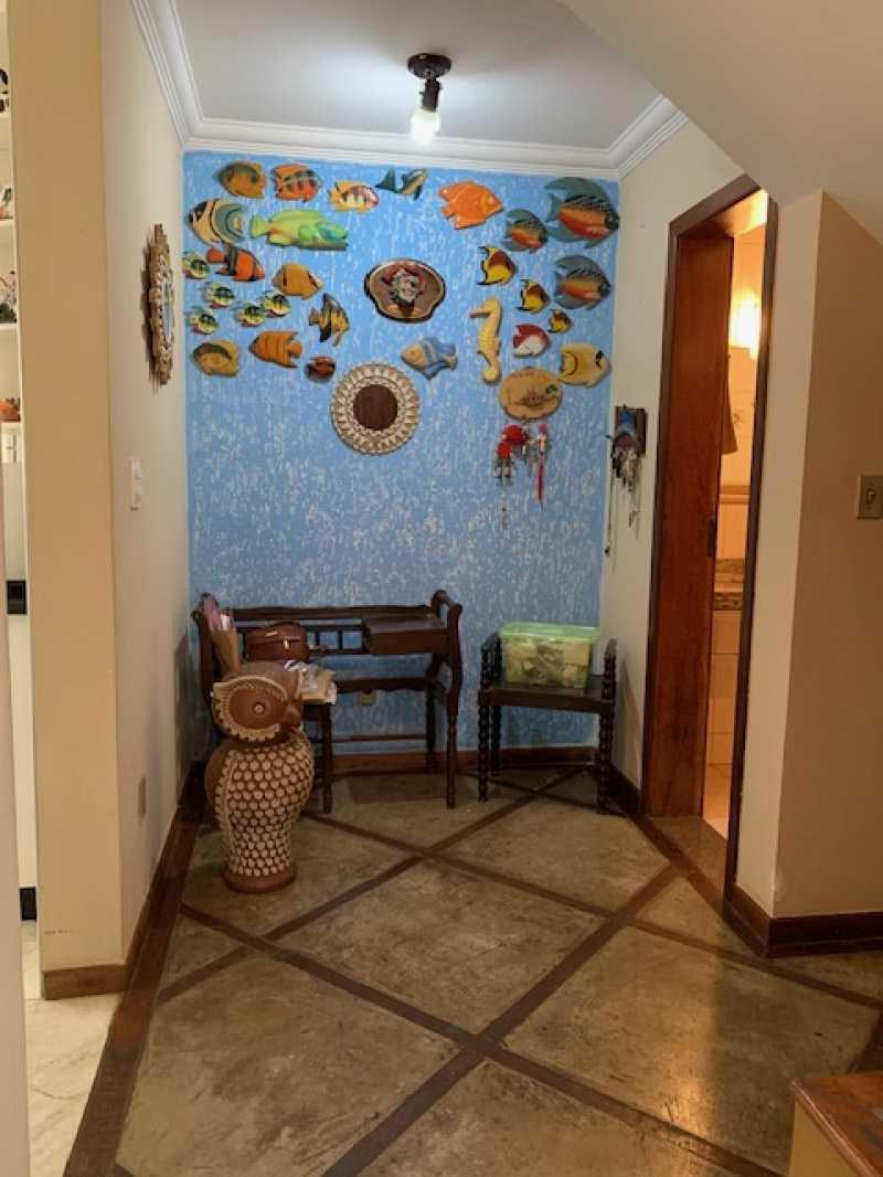 Casa, Castelo, 4 Quartos, 5 Vagas, 1 Suíte