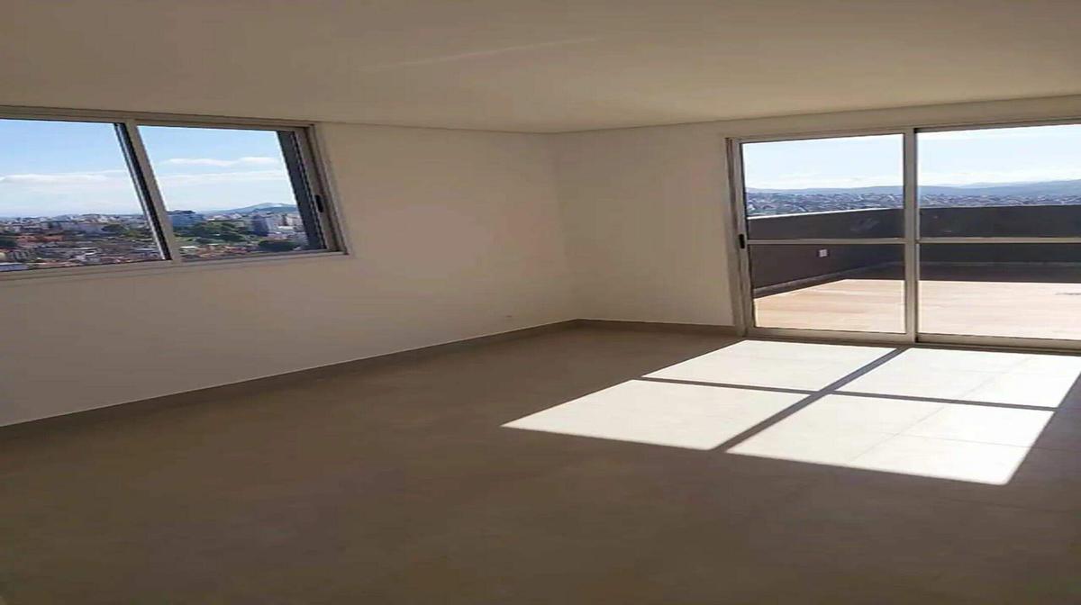 Apartamento, Sagrada Família, 3 Quartos, 2 Vagas, 1 Suíte