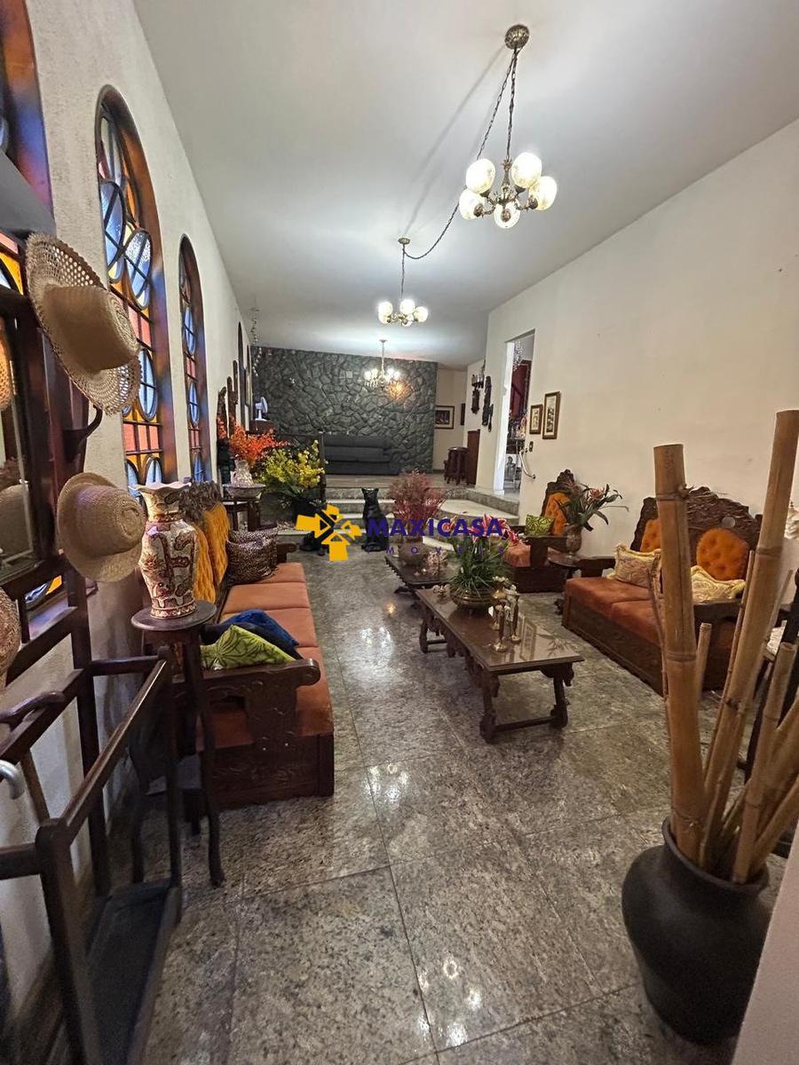 Casa, São José, 5 Quartos, 4 Vagas, 1 Suíte