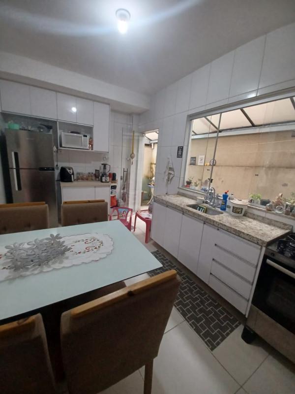 Casa, Masterville, 2 Quartos, 2 Vagas