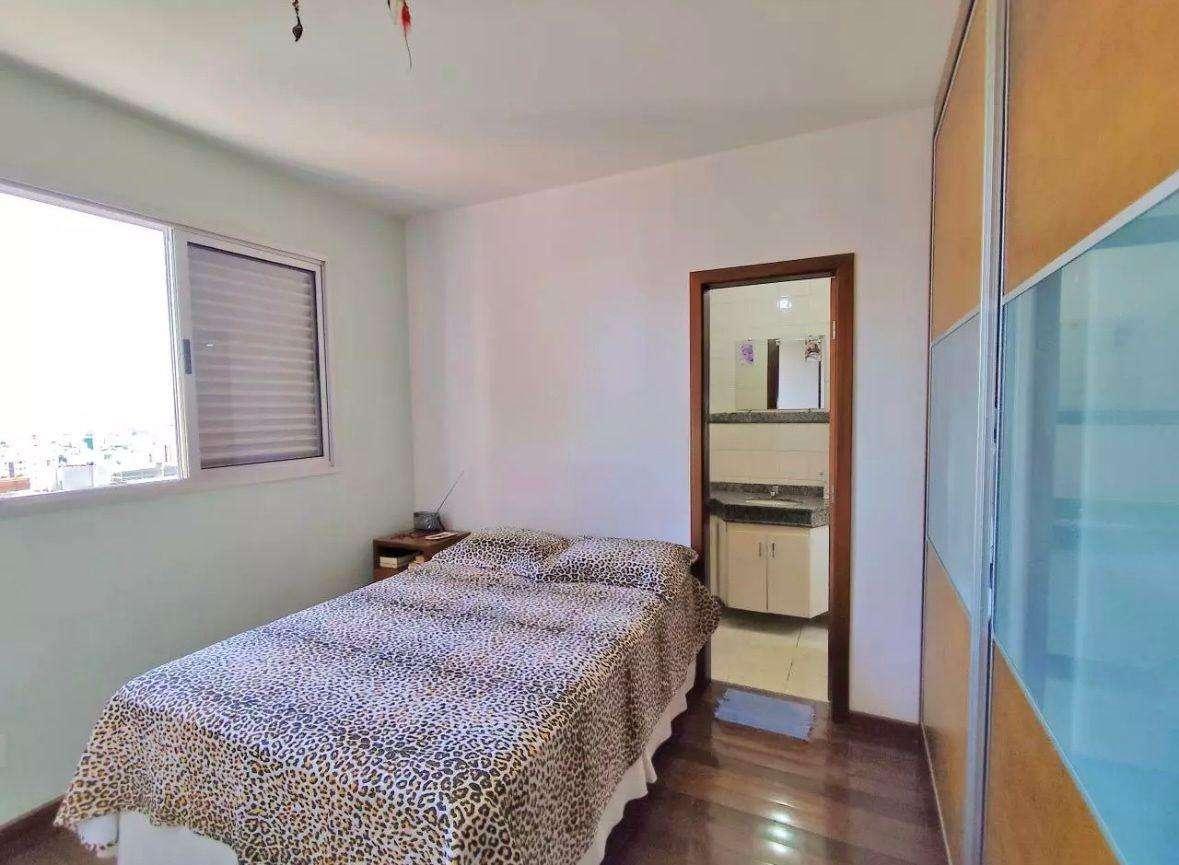 Apartamento, Funcionários, 3 Quartos, 2 Vagas, 1 Suíte