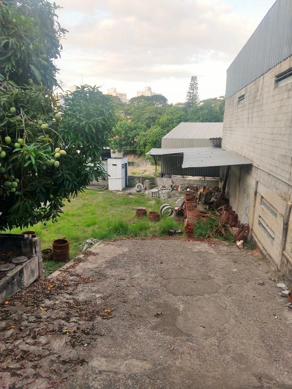 Galpão, Betânia, 1 Quarto, 40 Vagas