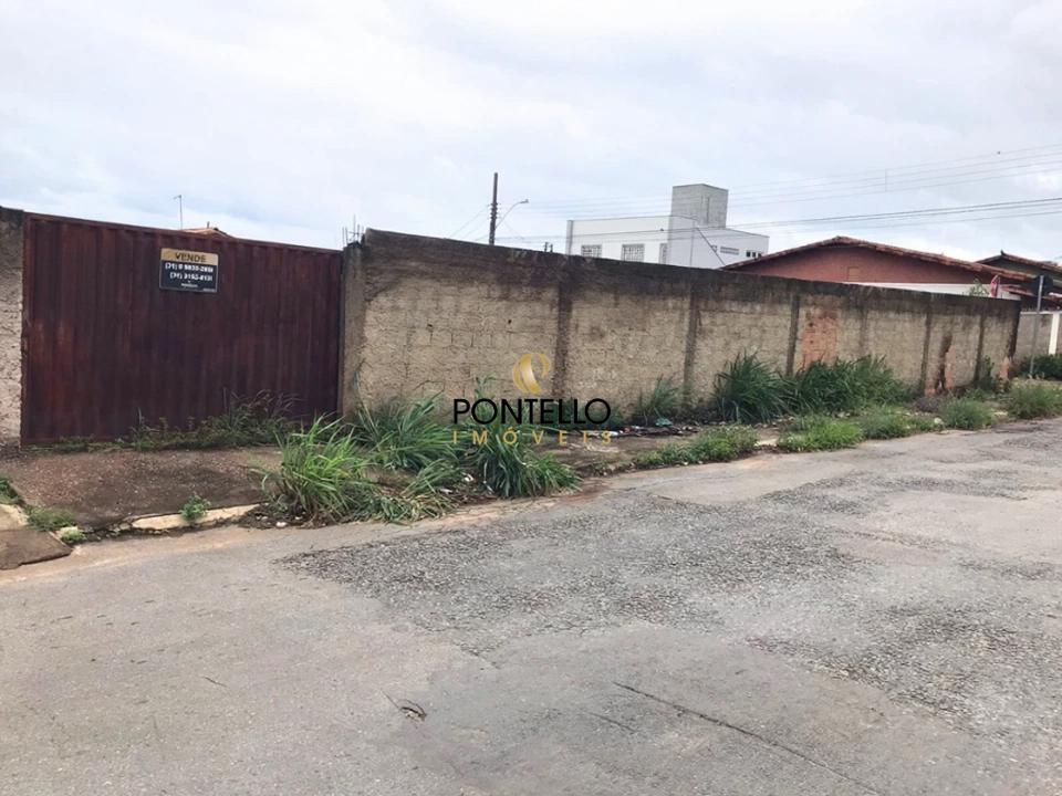 Lote, Santa Rita de Cássia, 0 Quarto, 0 Vaga