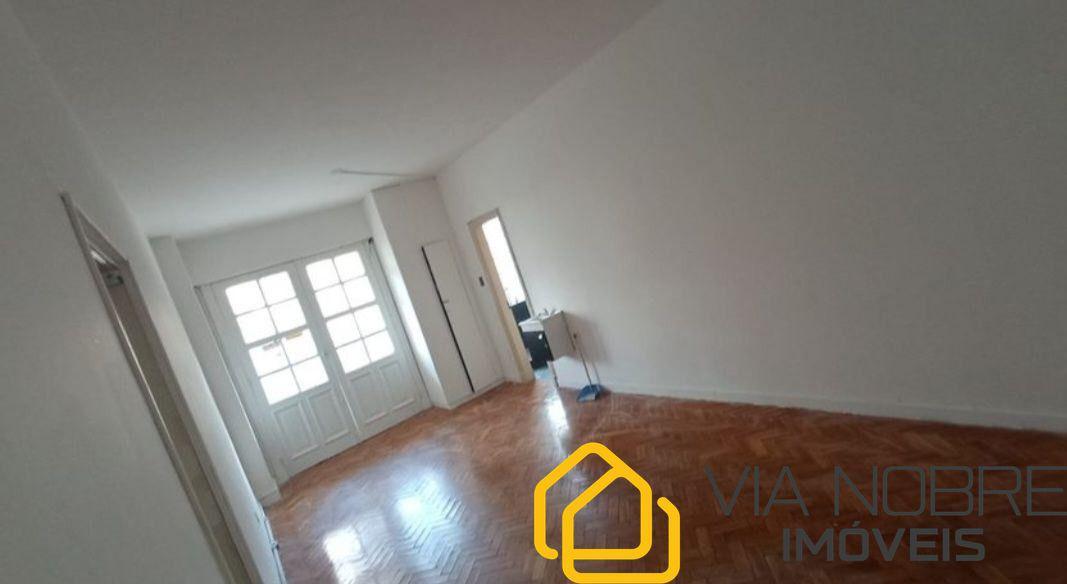 Sala, Centro