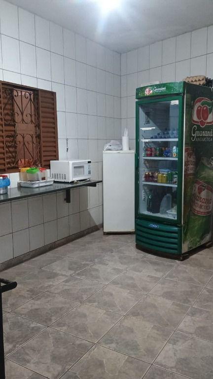 Lote, Adelmolândia, 0 Quarto, 0 Vaga