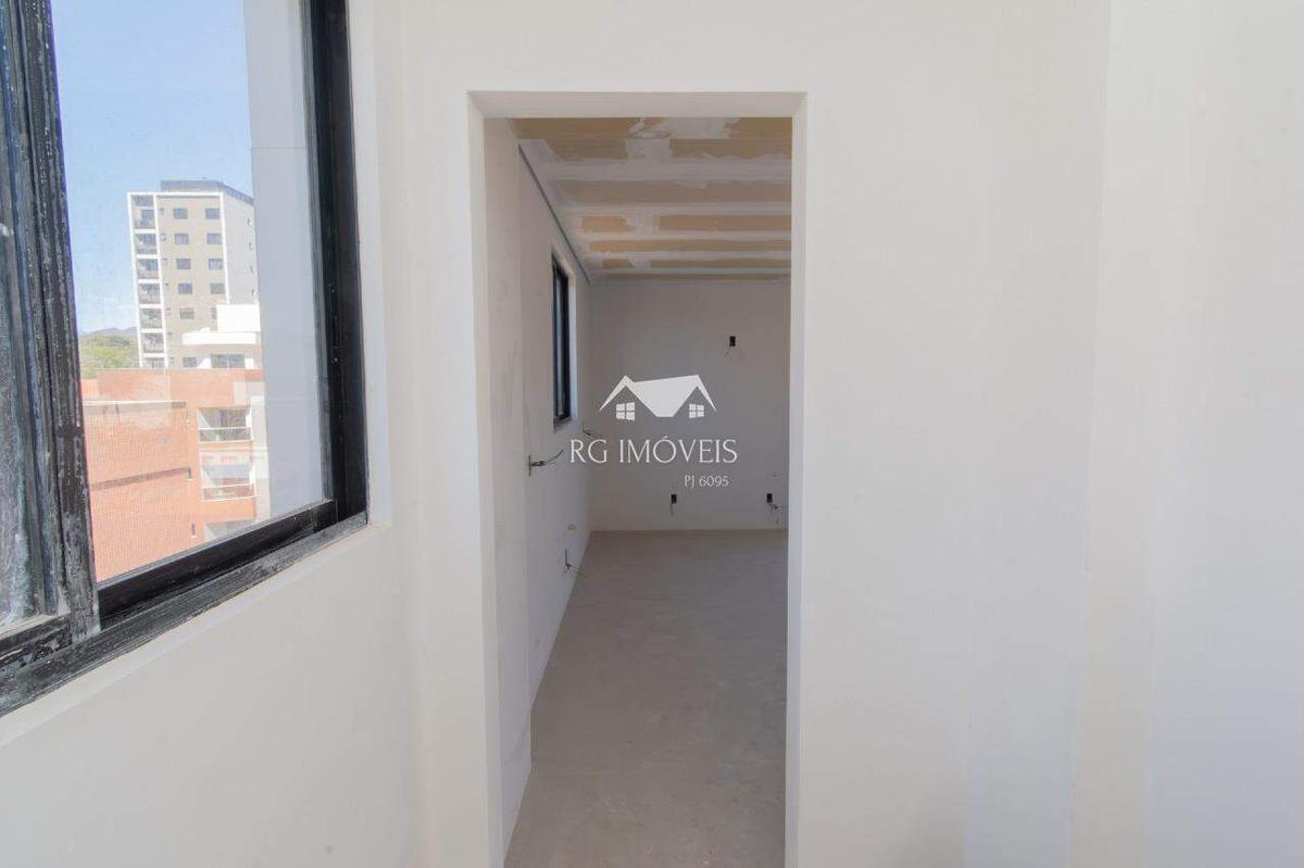 Apartamento, Barreiro, 3 Quartos, 2 Vagas, 1 Suíte