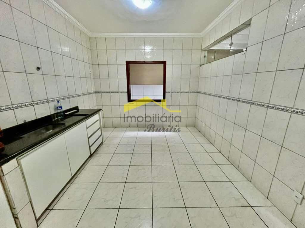 Casa, Buritis, 3 Quartos, 4 Vagas, 1 Suíte