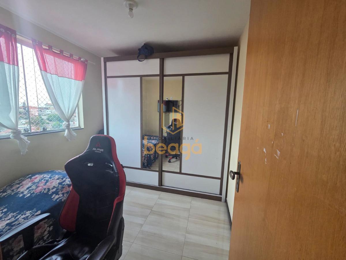 Cobertura, Coqueiros, 3 Quartos, 1 Vaga, 1 Suíte