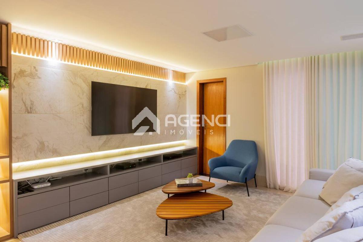 Casa, Cabral, 3 Quartos, 0 Vaga, 1 Suíte