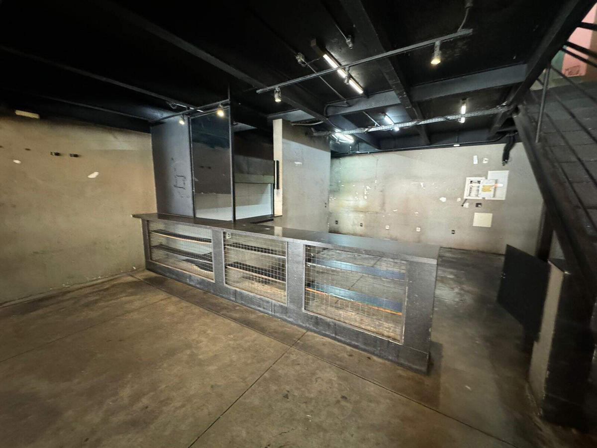 Casa Comercial, Cruzeiro, 0 Quarto, 0 Vaga