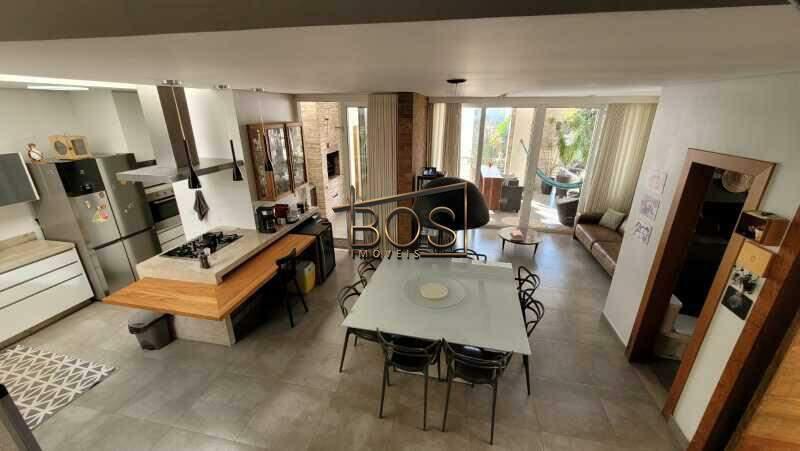 Casa, Santa Lúcia, 4 Quartos, 5 Vagas, 3 Suítes