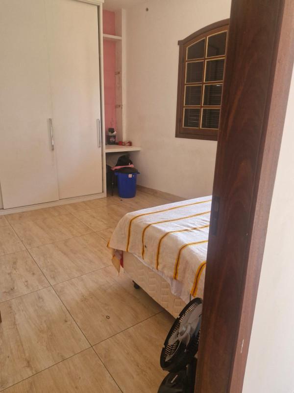 Casa, Jardim Vitória, 4 Quartos, 2 Vagas, 1 Suíte