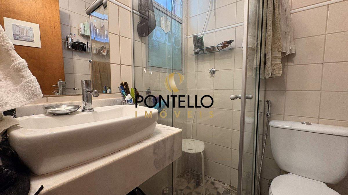 Apartamento, Estoril, 2 Quartos, 1 Vaga, 1 Suíte