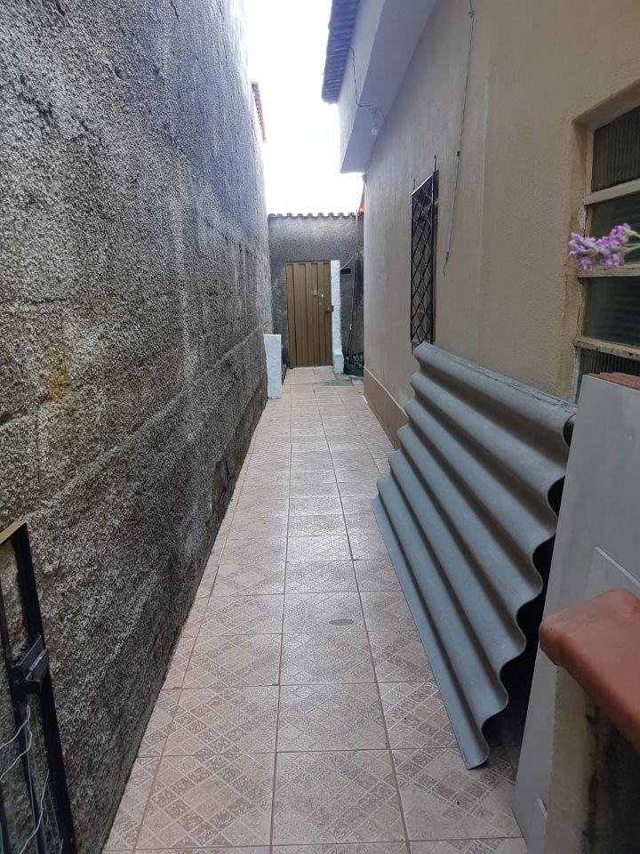 Casa, Industrial, 3 Quartos, 1 Vaga, 1 Suíte